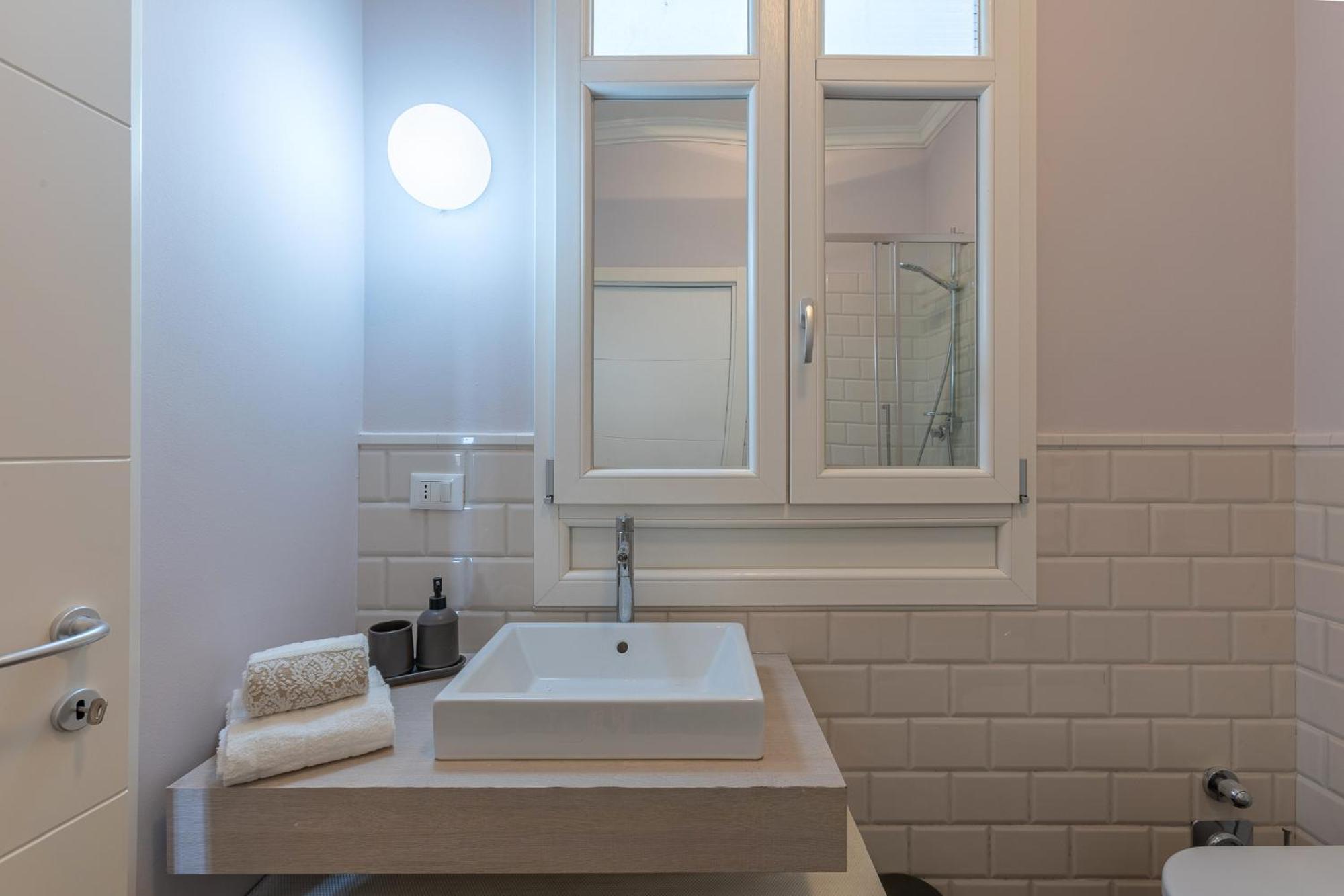 Bolo Stay Central Apartment Bolonia Exterior foto