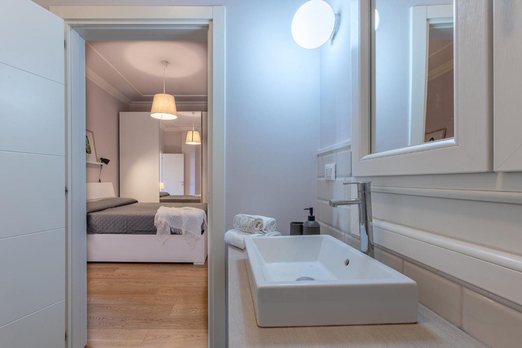 Bolo Stay Central Apartment Bolonia Exterior foto